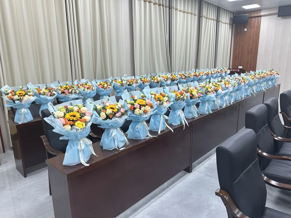 婚礼现场花艺布置